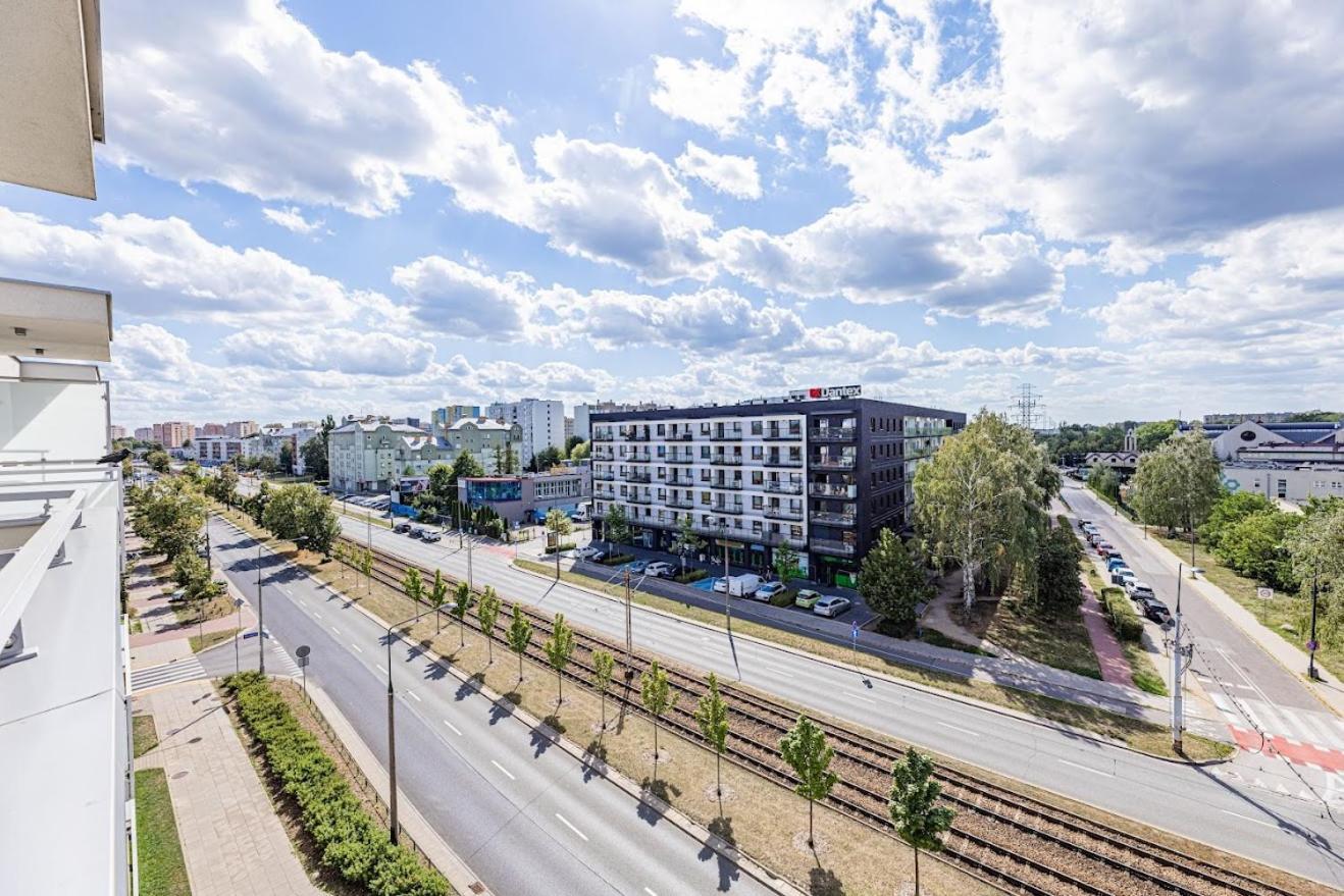Fajny Apartament Z Parkingiem, Obok Metra. Warschau Exterior foto
