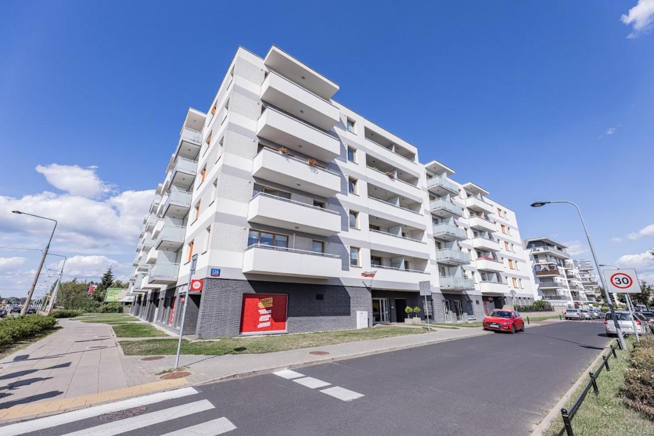 Fajny Apartament Z Parkingiem, Obok Metra. Warschau Exterior foto